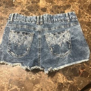 Amethyst jean shorts size 7
